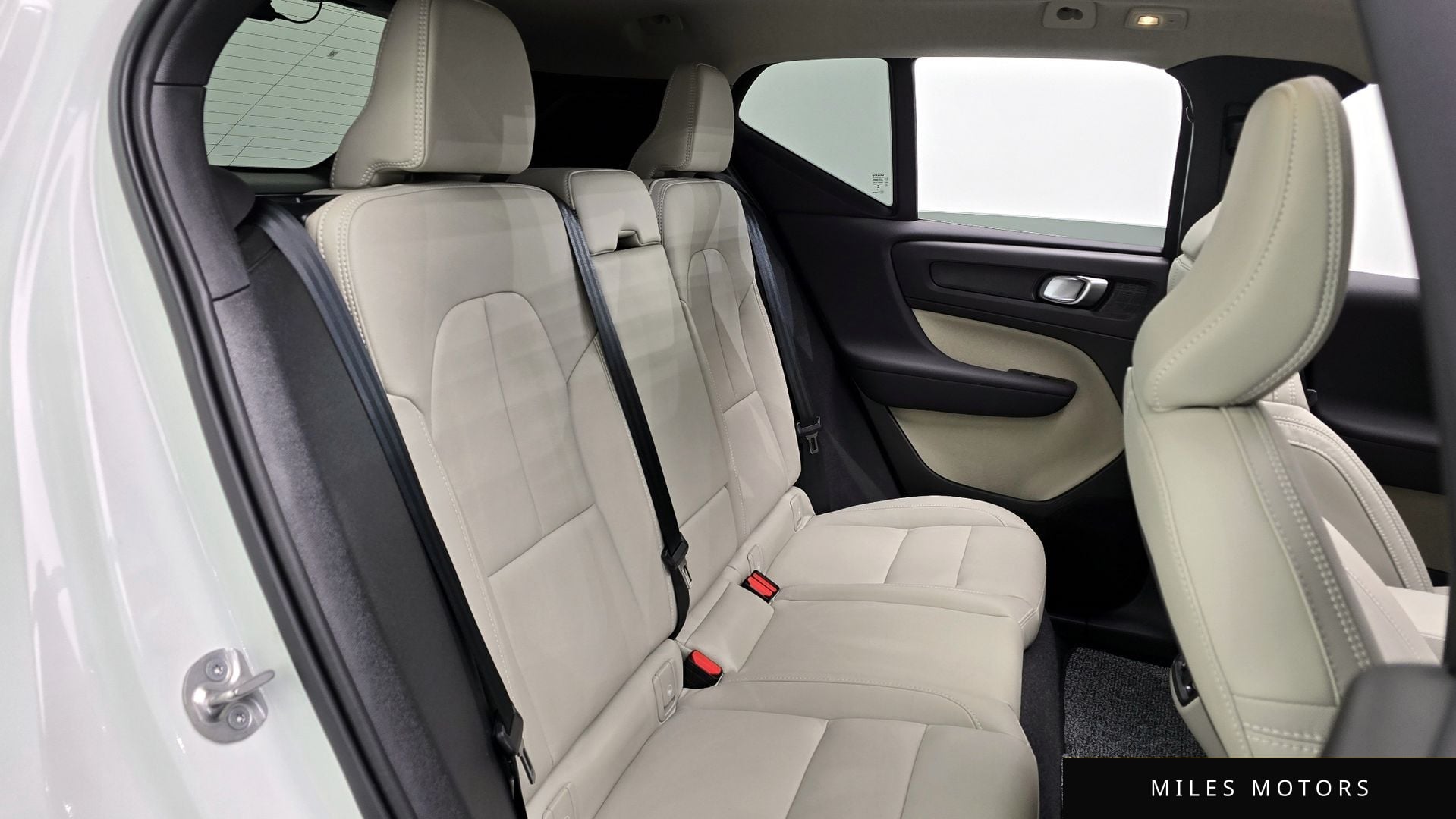 Volvo XC40 2024 — миниатюра 12