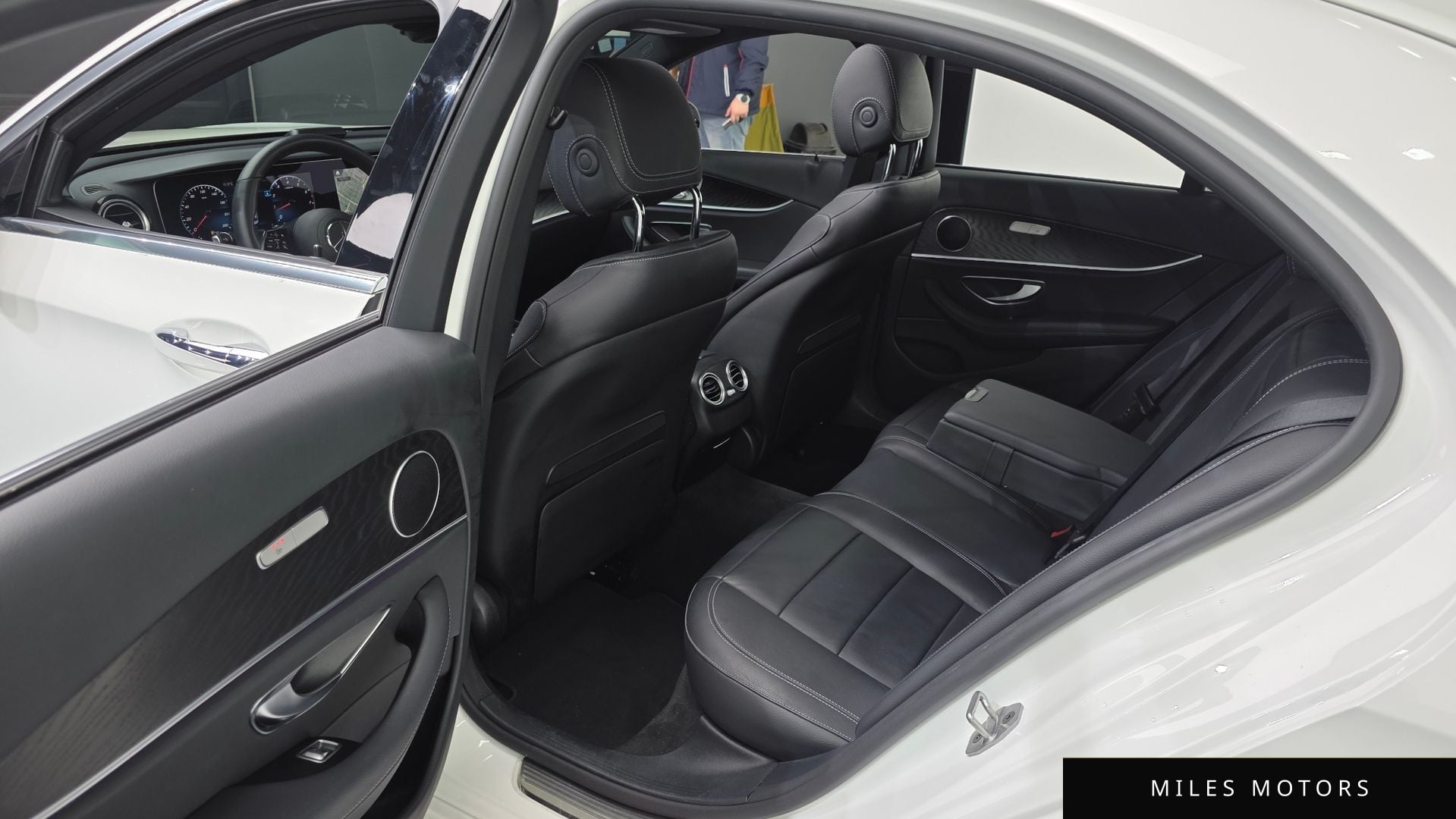 Mercedes-Benz E-Class W213 2022 — миниатюра 11