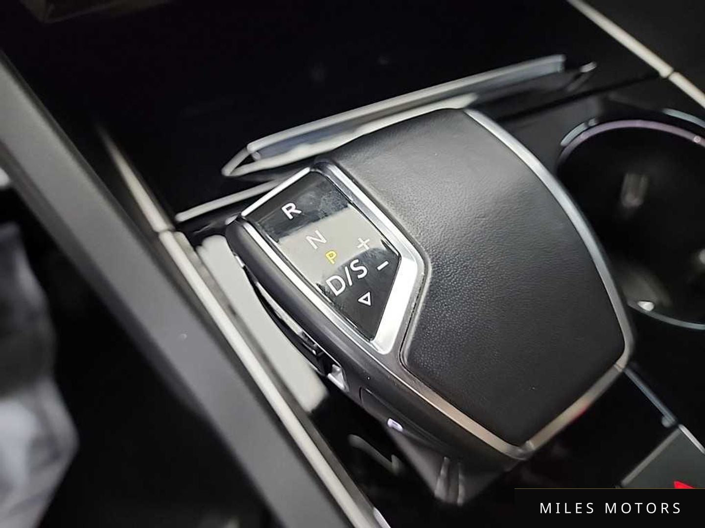 Volkswagen 투아렉 2020 — миниатюра 8
