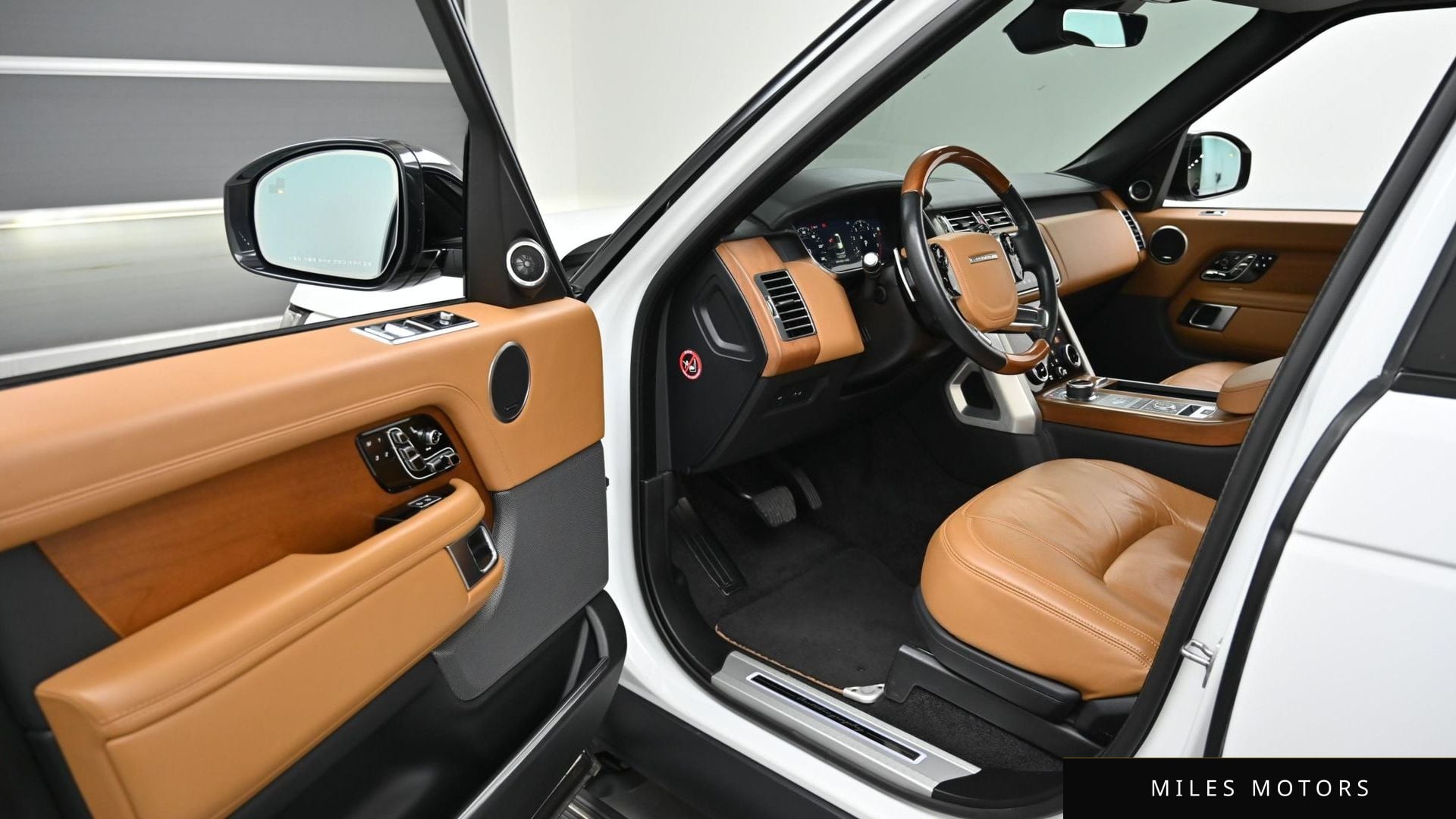 Land Rover Range Rover 2022 — миниатюра 11