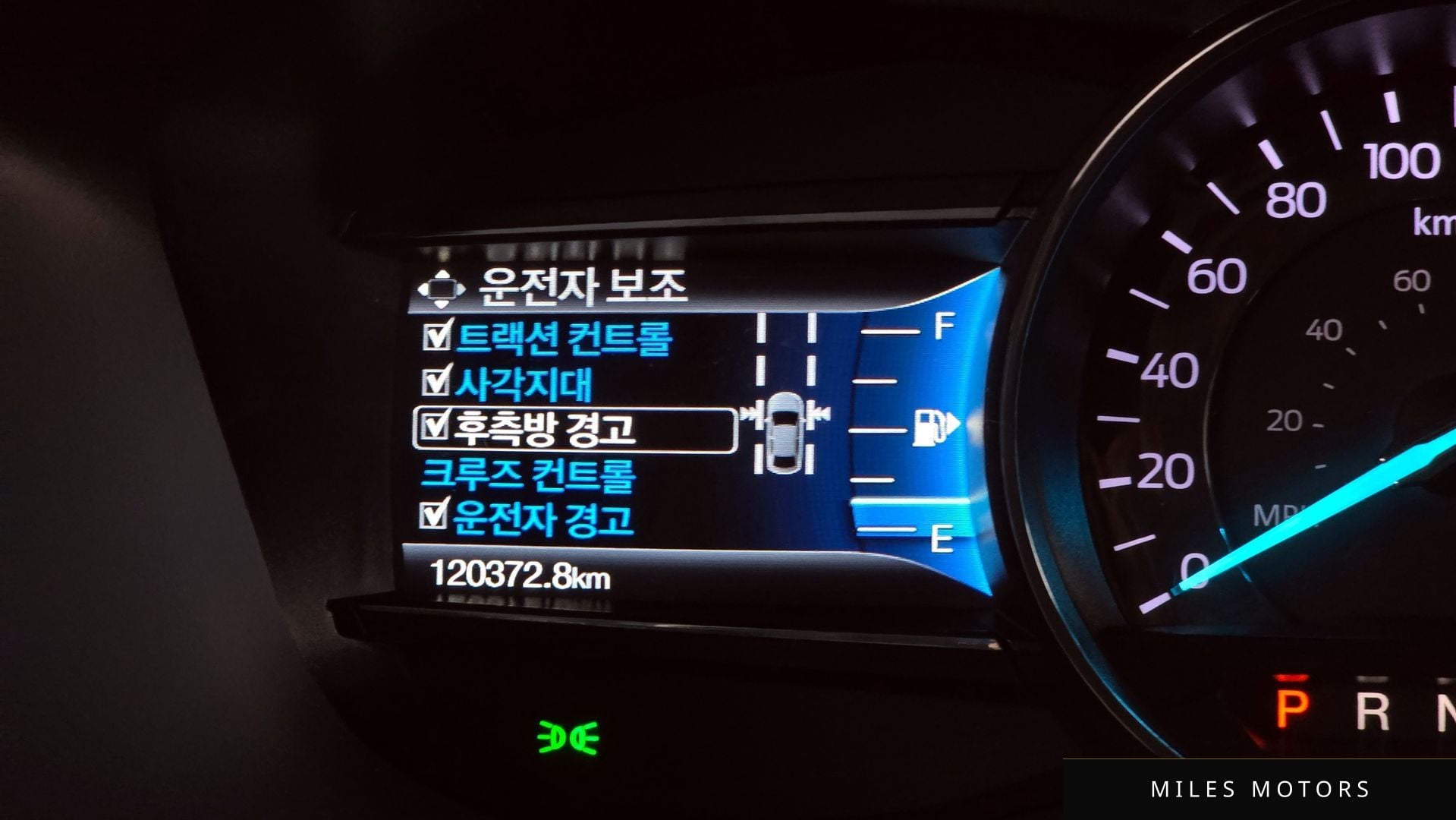 Ford 익스플로러 2018 — миниатюра 17