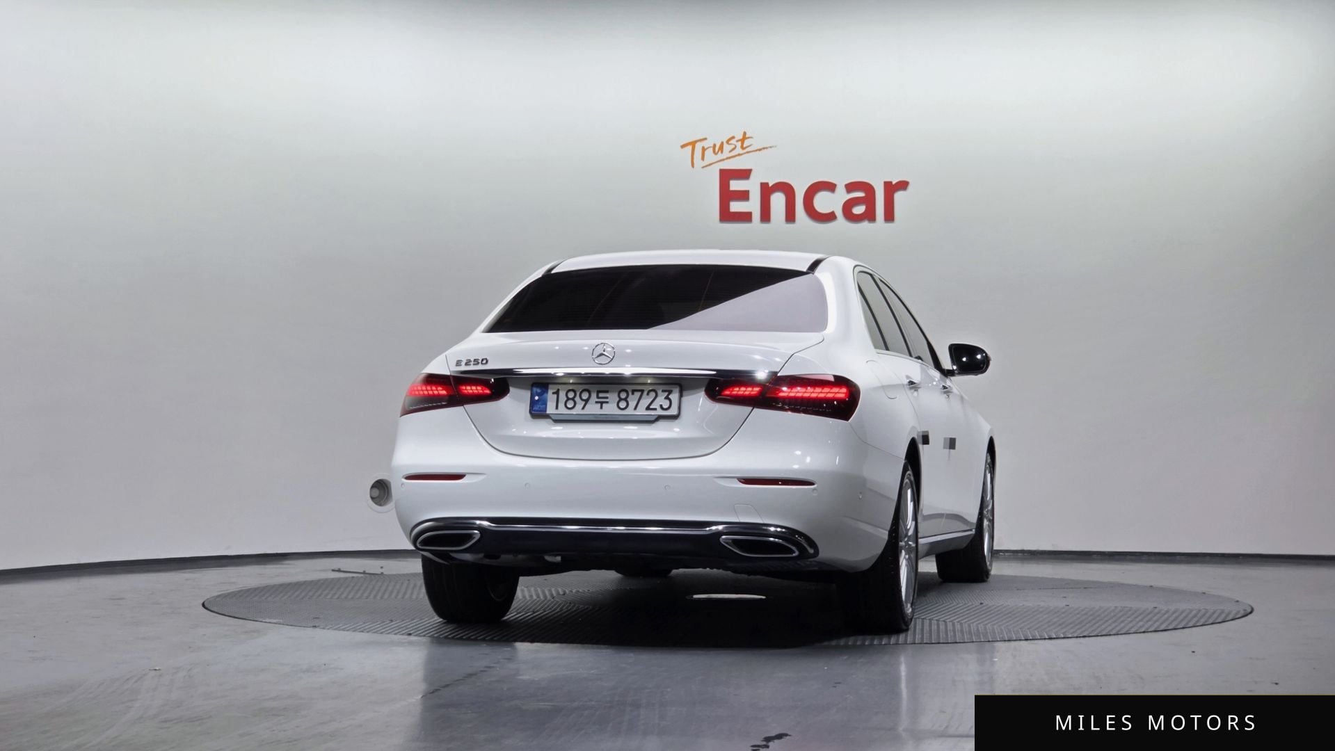 Mercedes-Benz E-Class W213 2023 — миниатюра 4