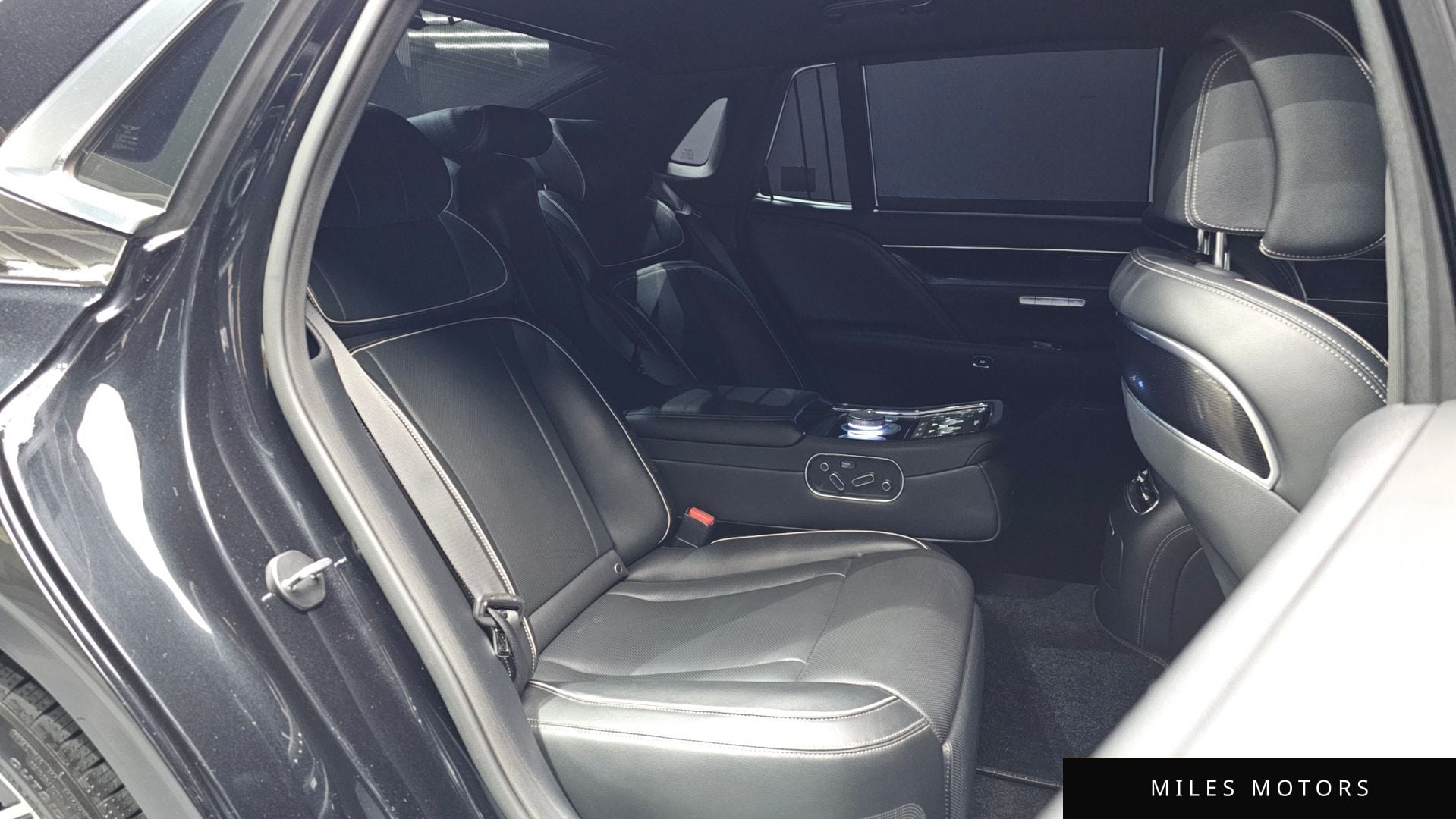 Genesis G90 (RS4) 2022 — миниатюра 12