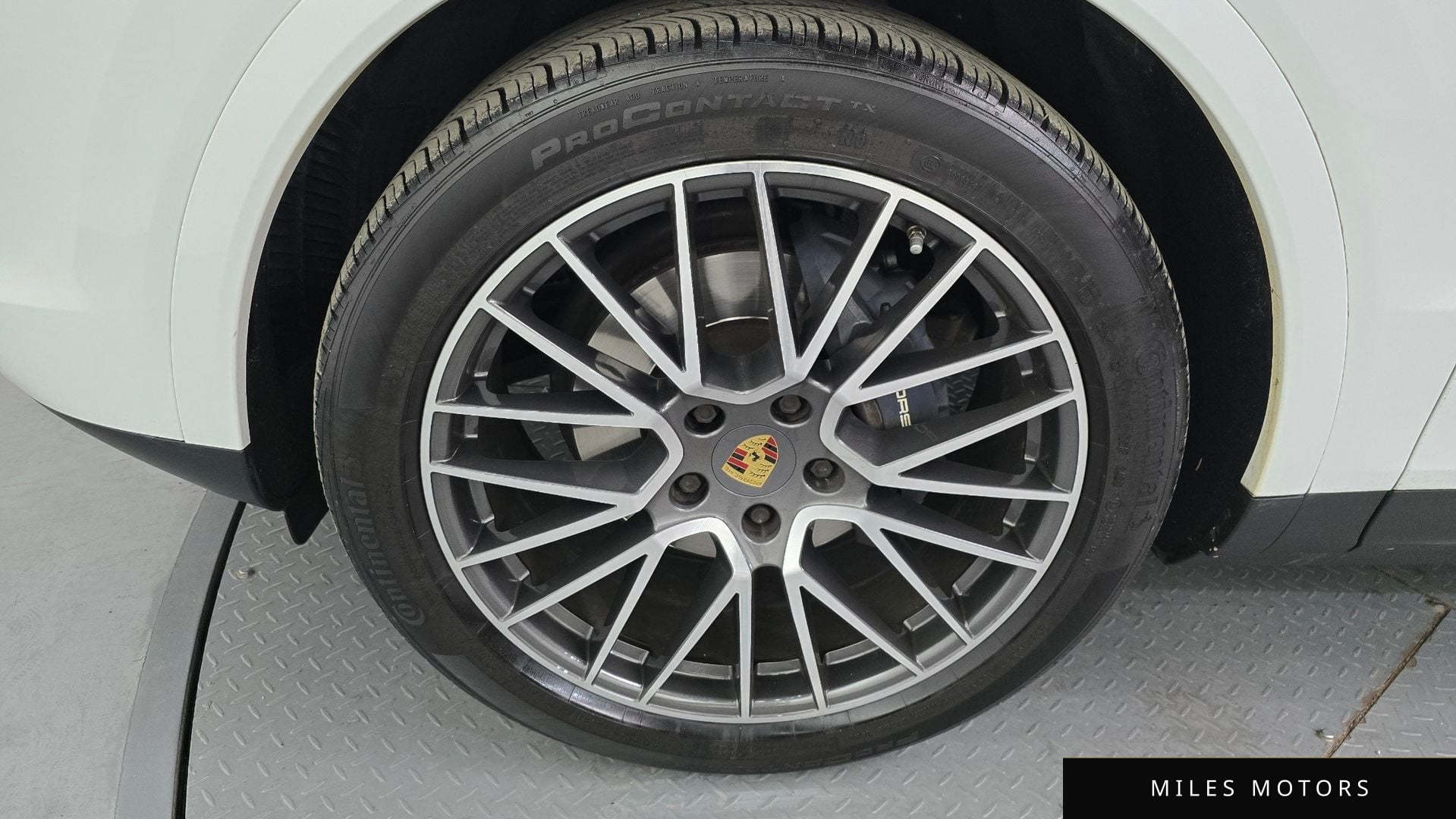 Porsche Cayenne 2022 — миниатюра 5