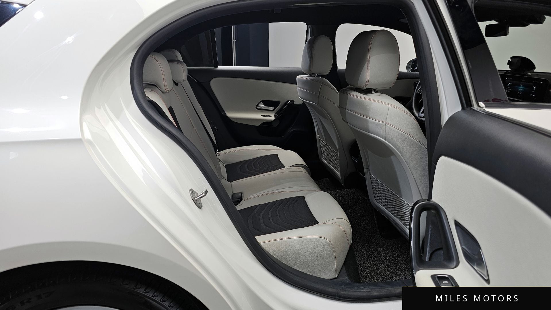 Mercedes-Benz A-Class W177 2020 — миниатюра 12