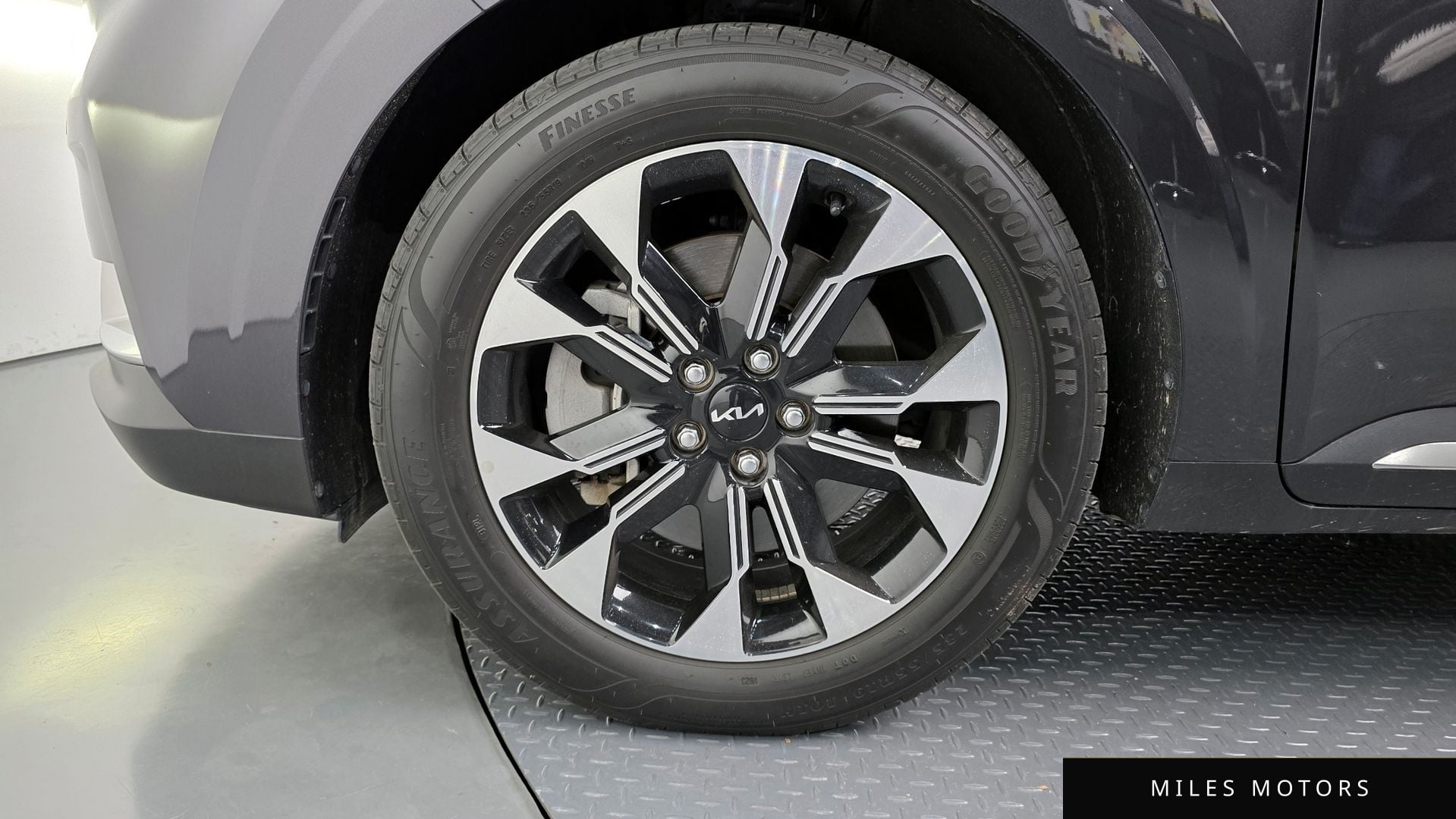 Kia Carnival 2023 — миниатюра 5