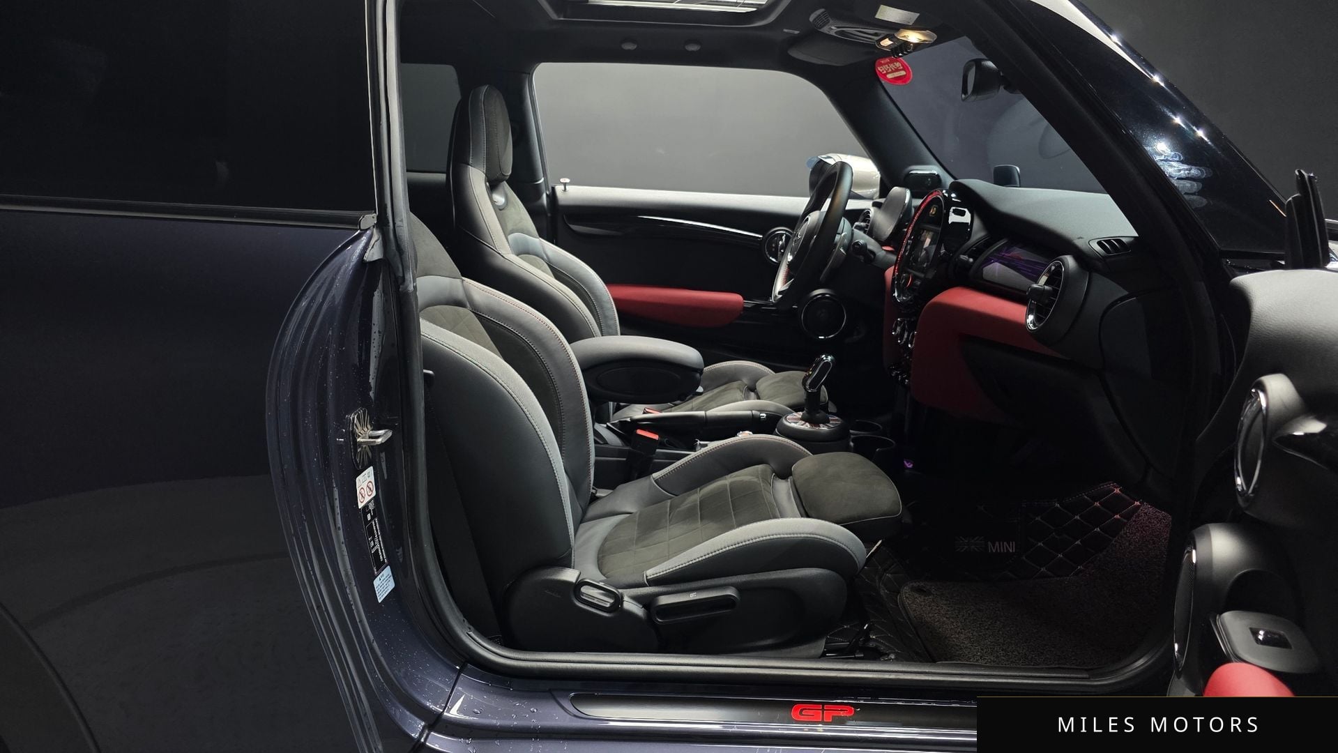 MINI 쿠퍼 S 2021 — миниатюра 10