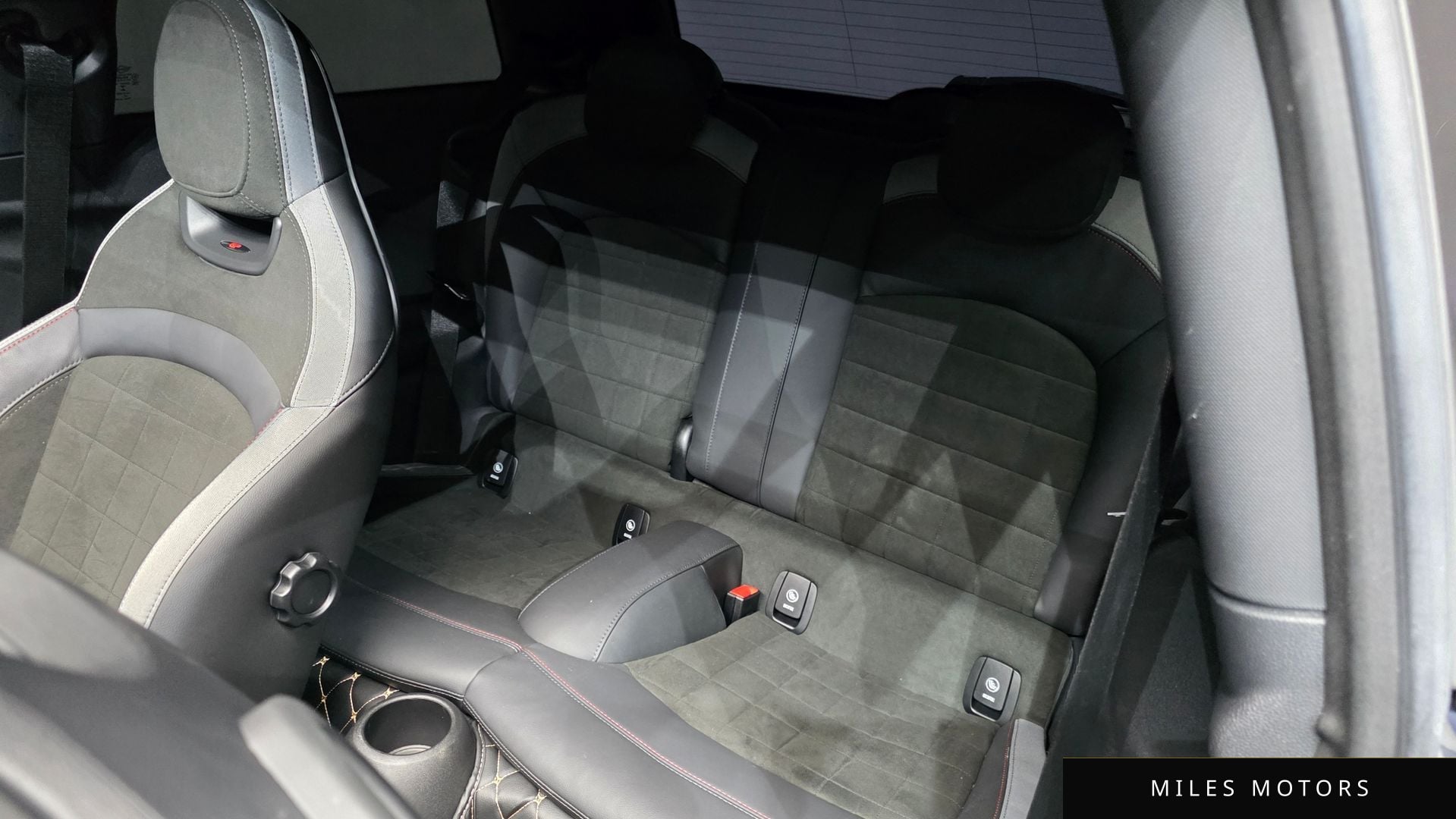 MINI 쿠퍼 S 2021 — миниатюра 12