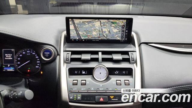 Лексус NX300h 2018 — миниатюра 14