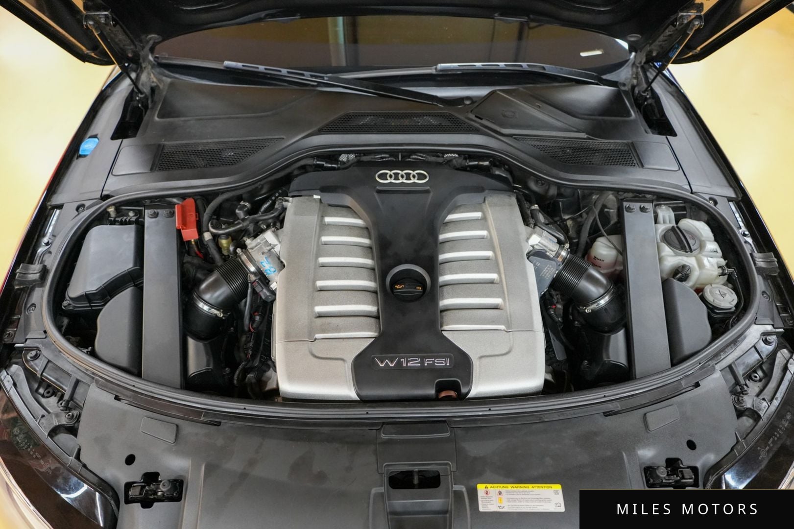 Audi A8 2011 — миниатюра 6