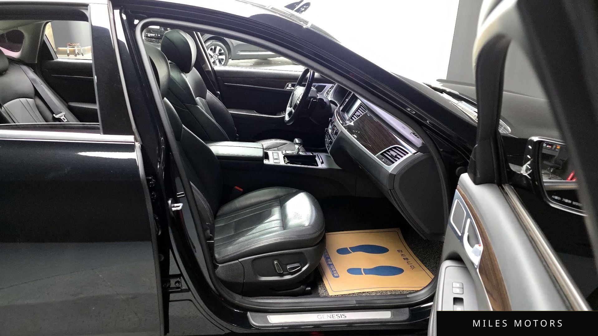 Genesis G80 2017 — миниатюра 11