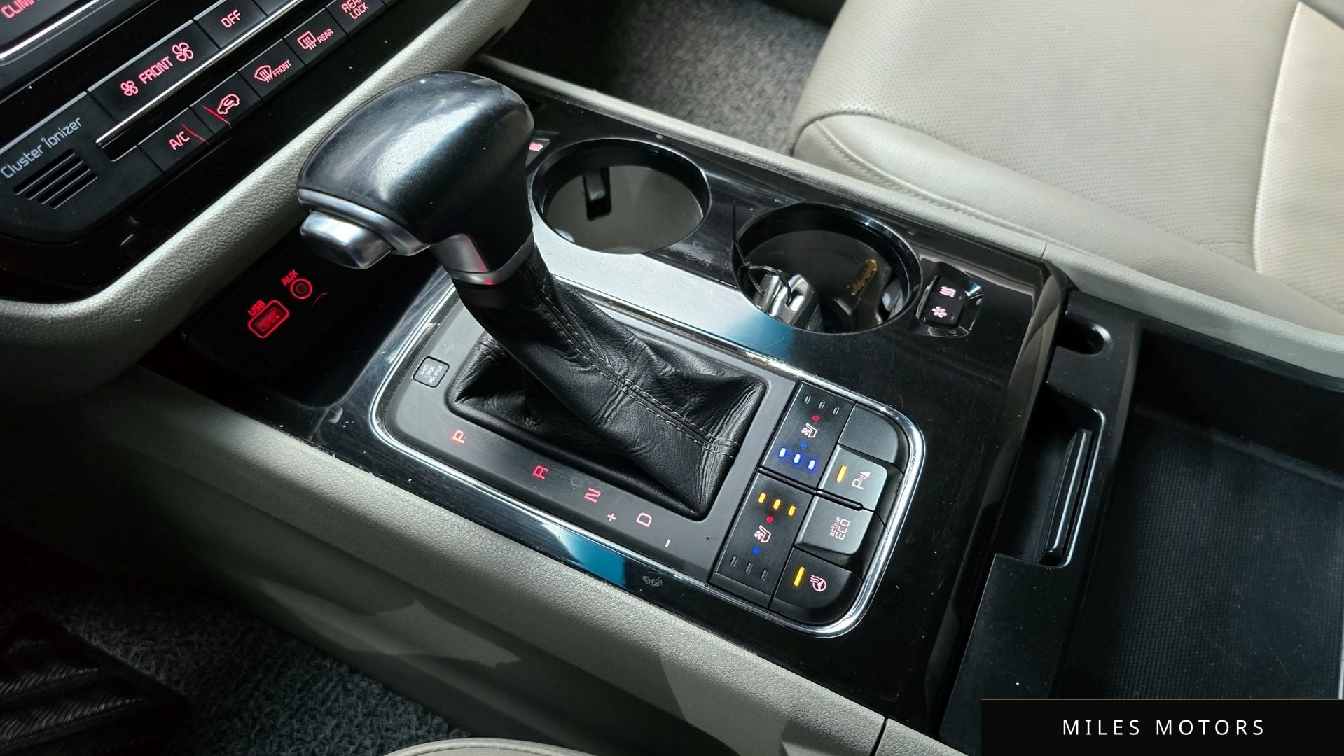 Kia Canival 2017 — миниатюра 9
