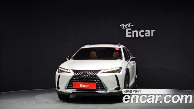 Лексус UX250h 2024 — миниатюра 3
