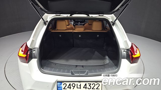 Лексус UX250h 2024 — миниатюра 20