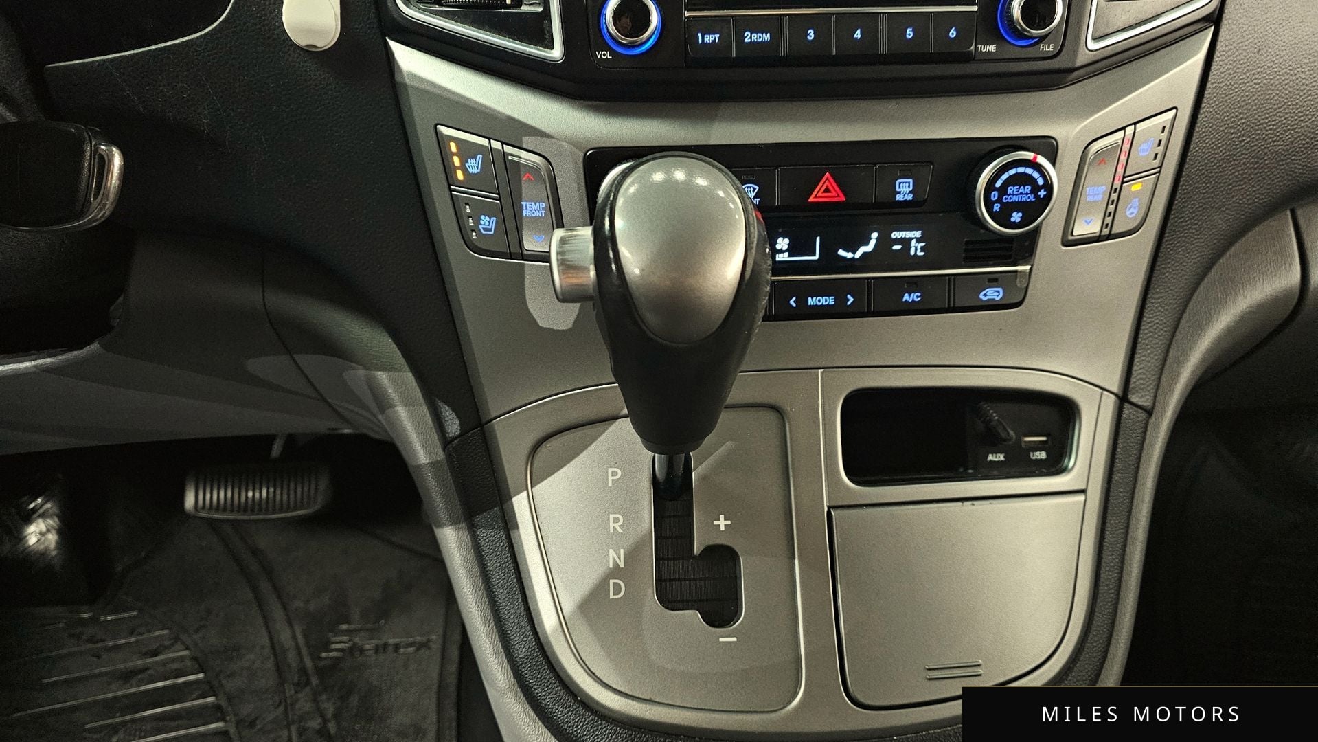 Hyundai Starex 2016 — миниатюра 9