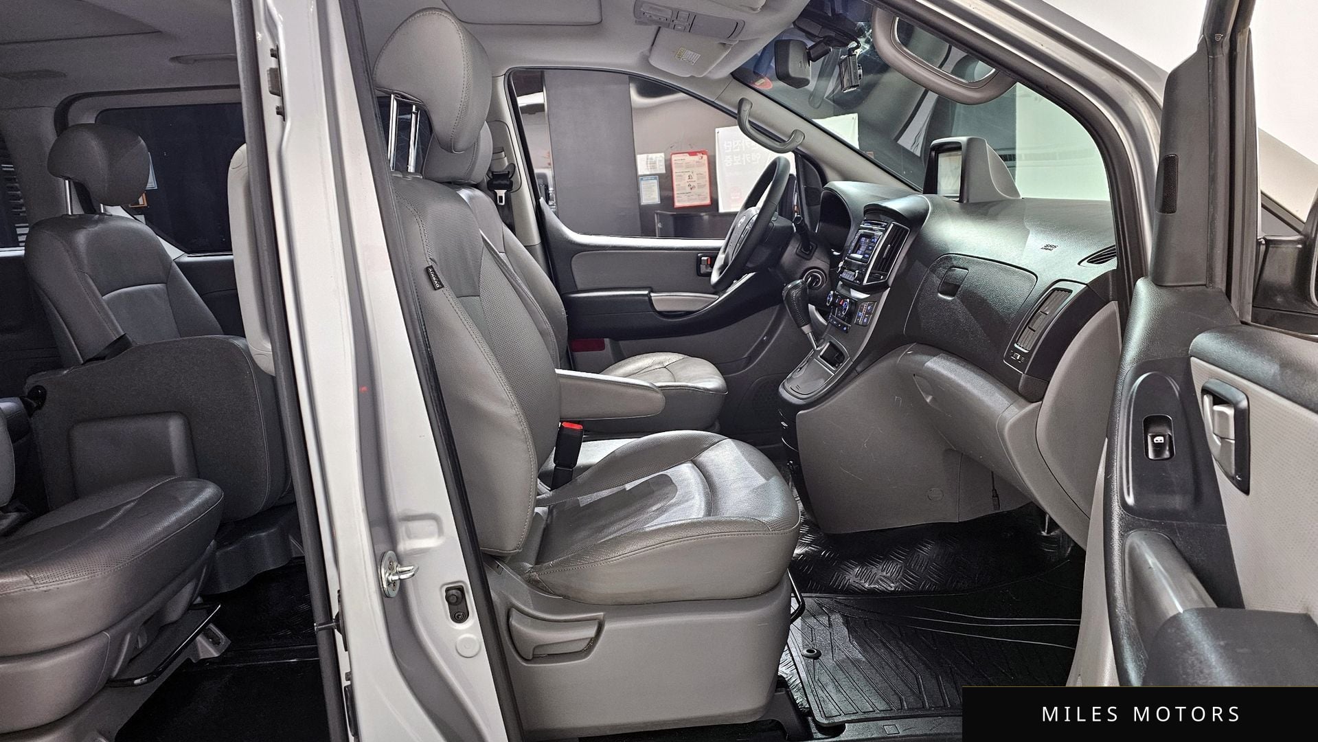 Hyundai Starex 2016 — миниатюра 10