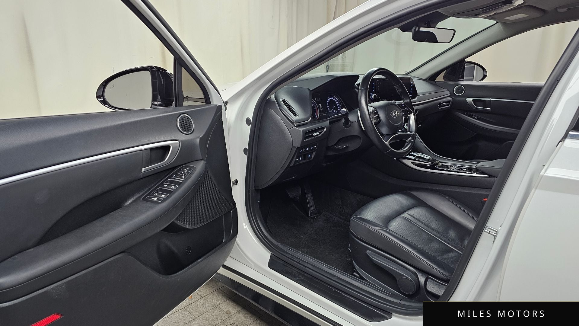 Hyundai Sonata 2022 — миниатюра 10
