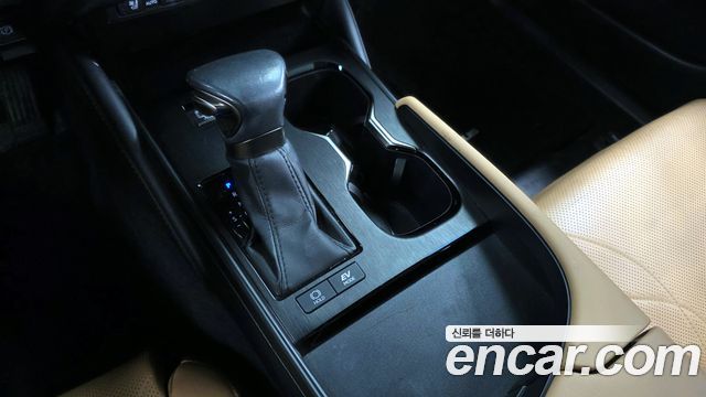 Лексус ES300h 2023 — миниатюра 9