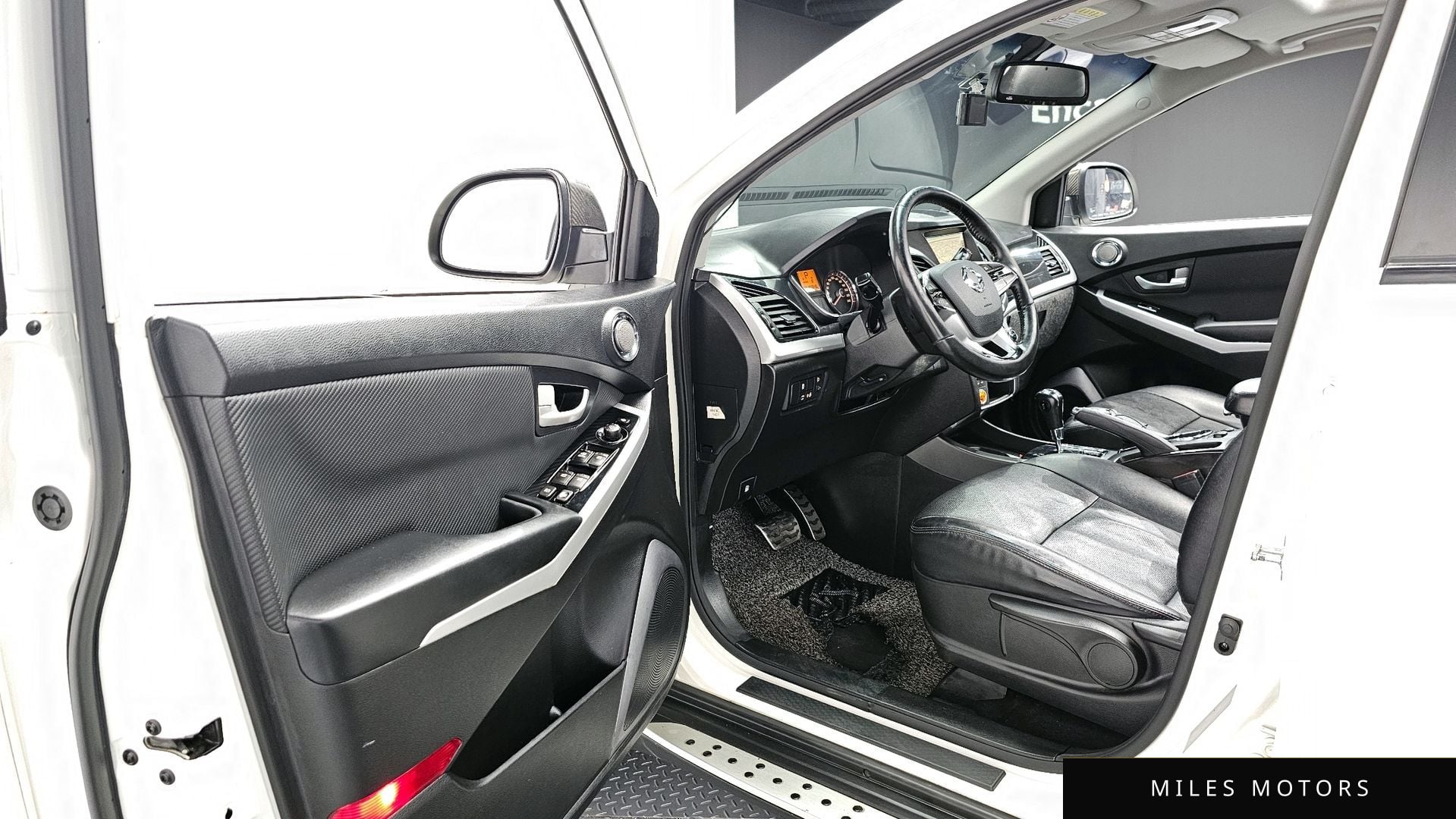 KG Mobility KORANDO 2017 — миниатюра 11
