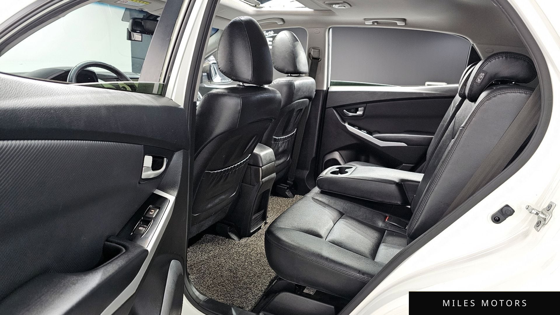 KG Mobility KORANDO 2017 — миниатюра 12