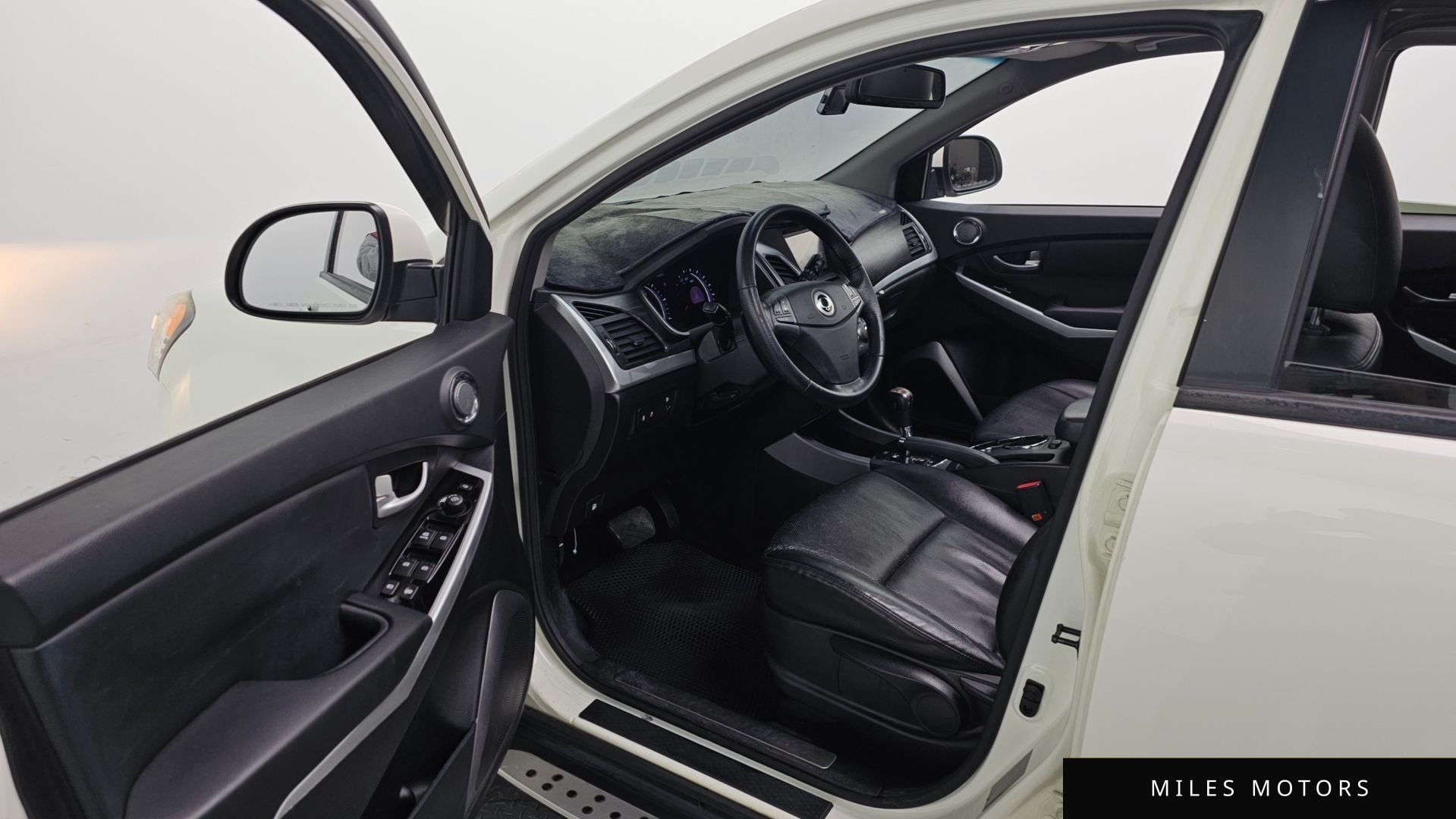 KG Mobility KORANDO 2015 — миниатюра 10