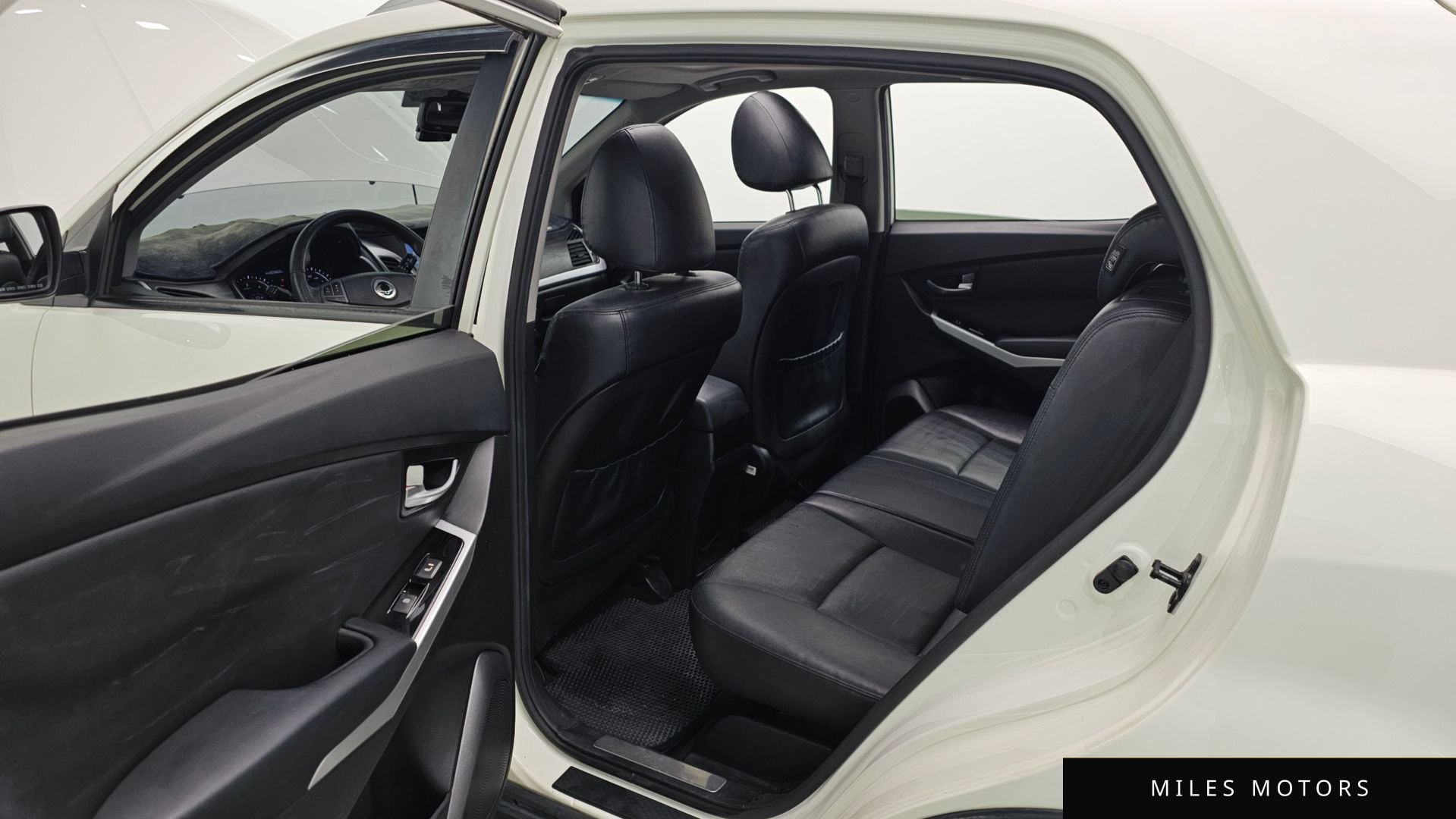 KG Mobility KORANDO 2015 — миниатюра 13