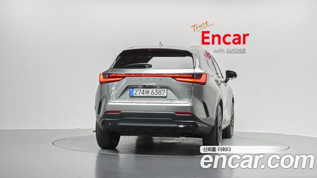Лексус NX350h 2025 — миниатюра 4