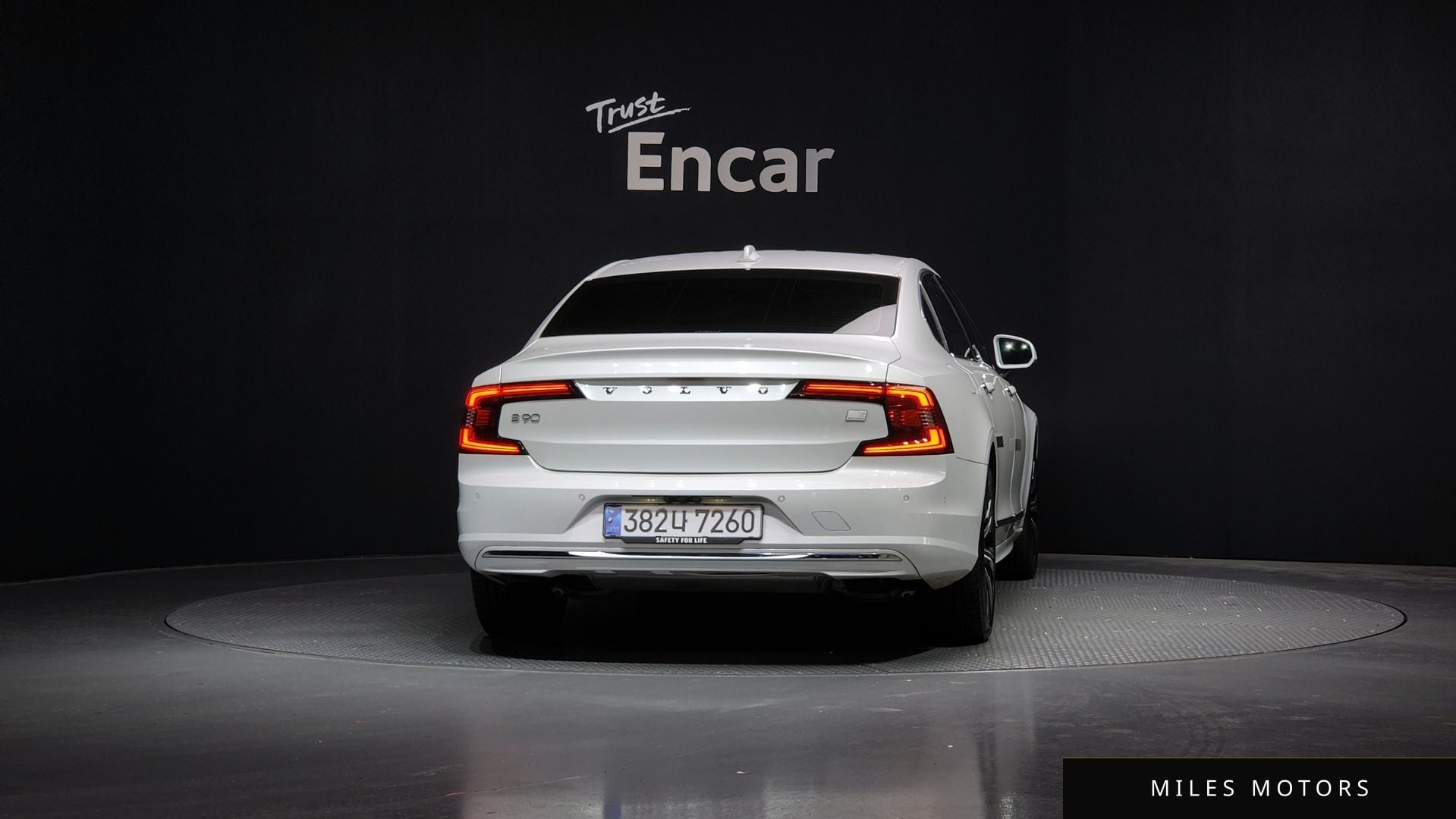 Volvo S90 2023 — миниатюра 4