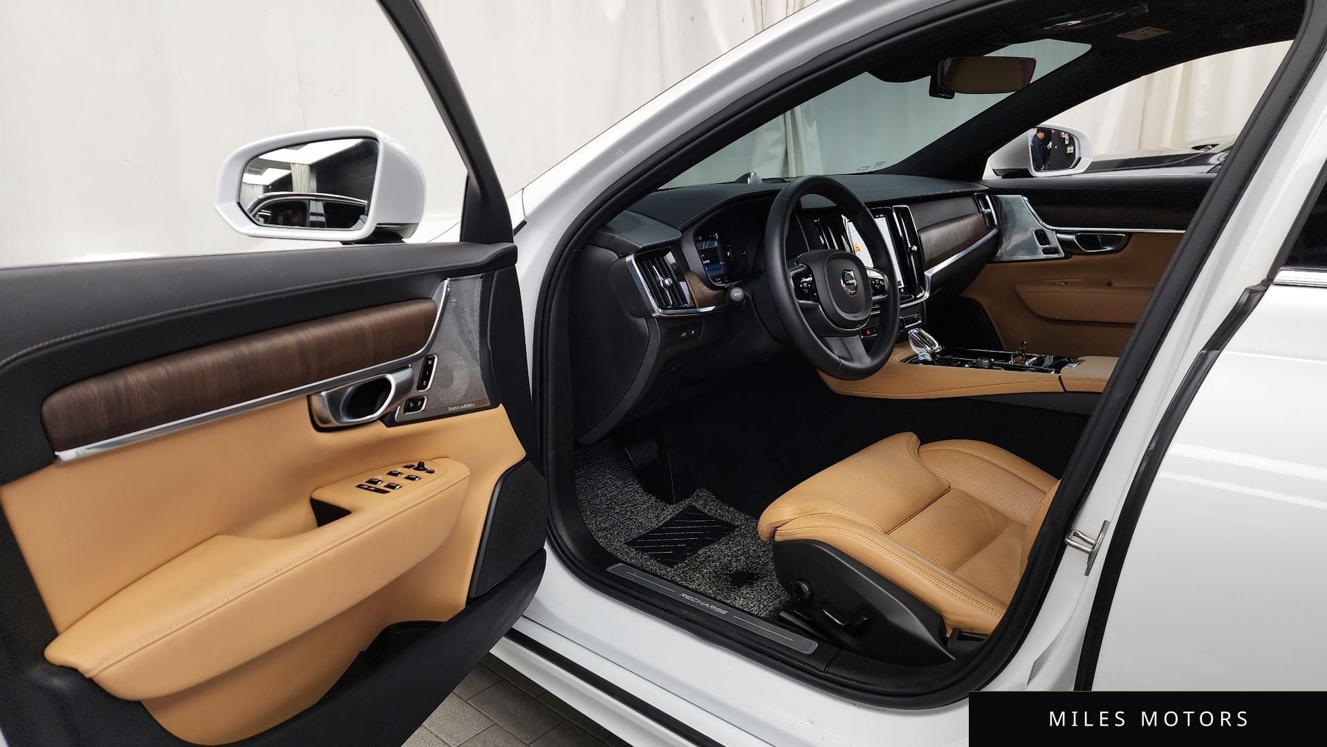 Volvo S90 2023 — миниатюра 10