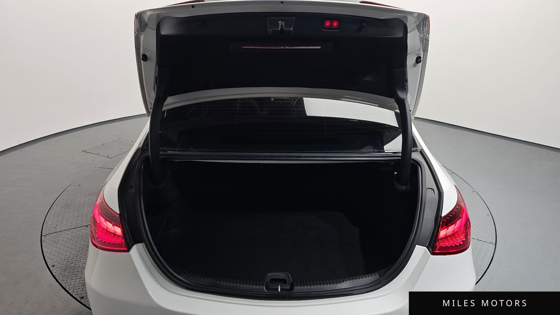 Mercedes-Benz C-클래스 W206 2023 — миниатюра 20