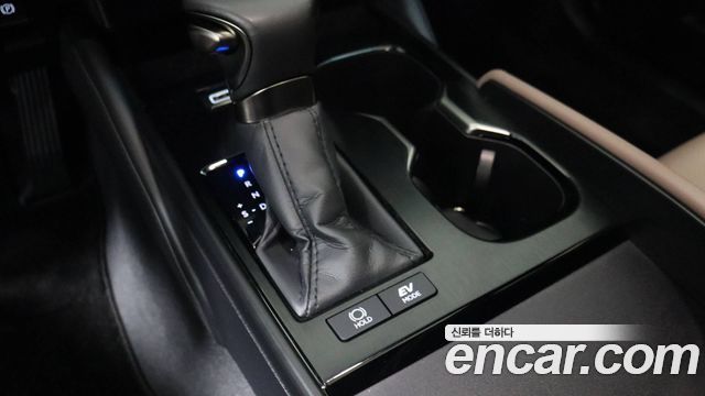 Лексус ES300h 2026 — миниатюра 8