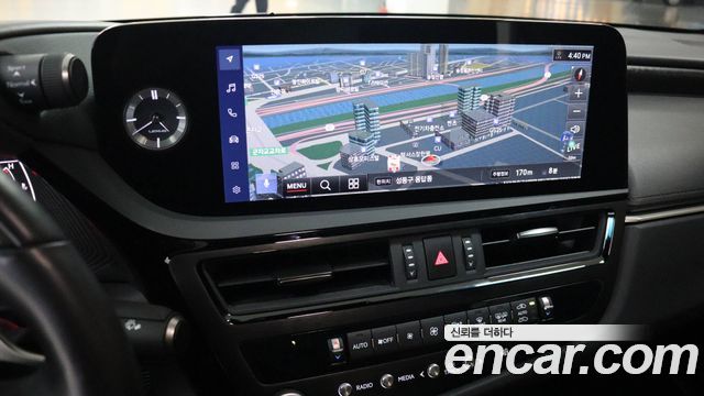 Лексус ES300h 2026 — миниатюра 17