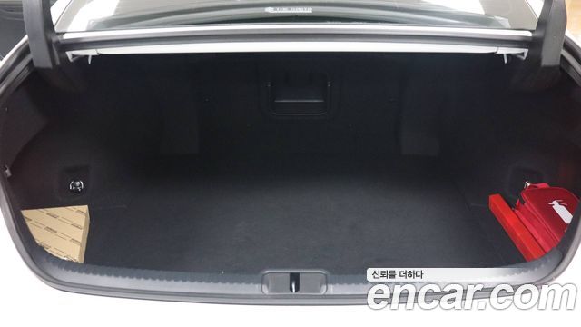 Лексус ES300h 2026 — миниатюра 20