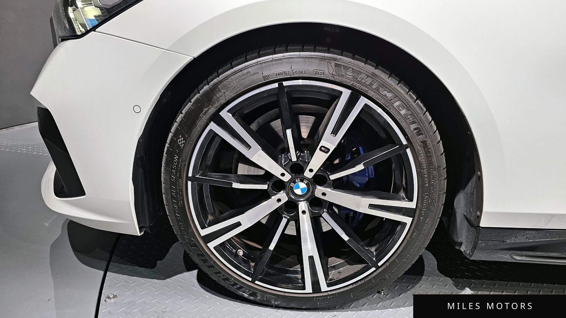 BMW 5시리즈 (G60) 2024 — миниатюра 5