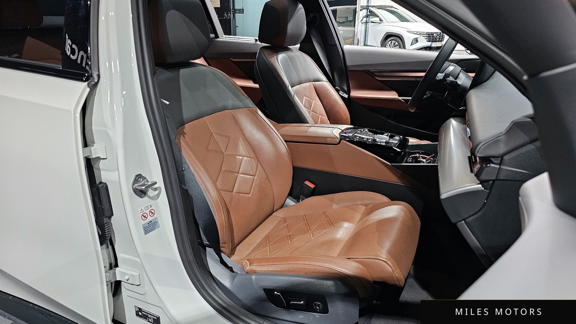 BMW 5시리즈 (G60) 2024 — миниатюра 10