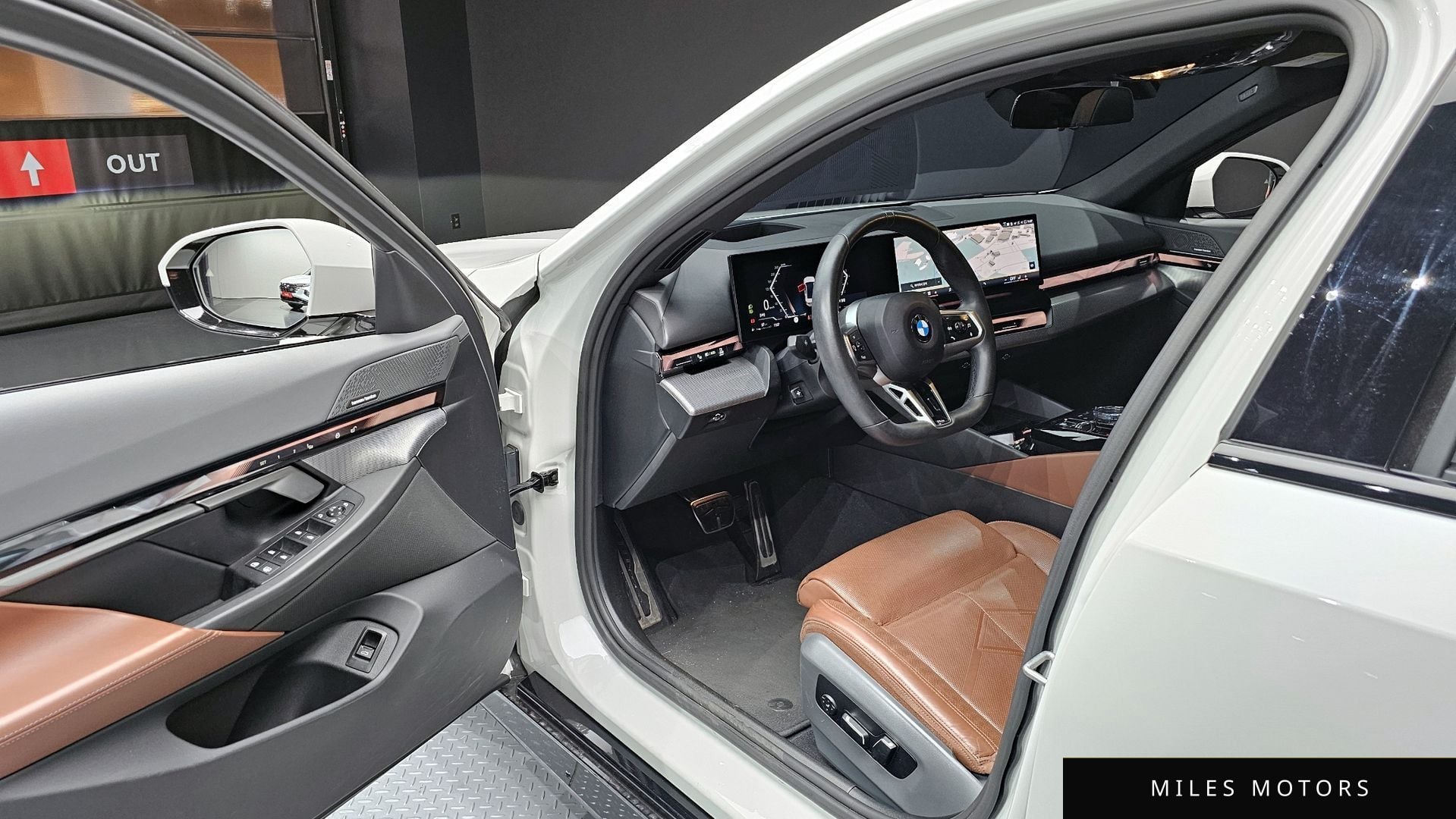BMW 5시리즈 (G60) 2024 — миниатюра 11