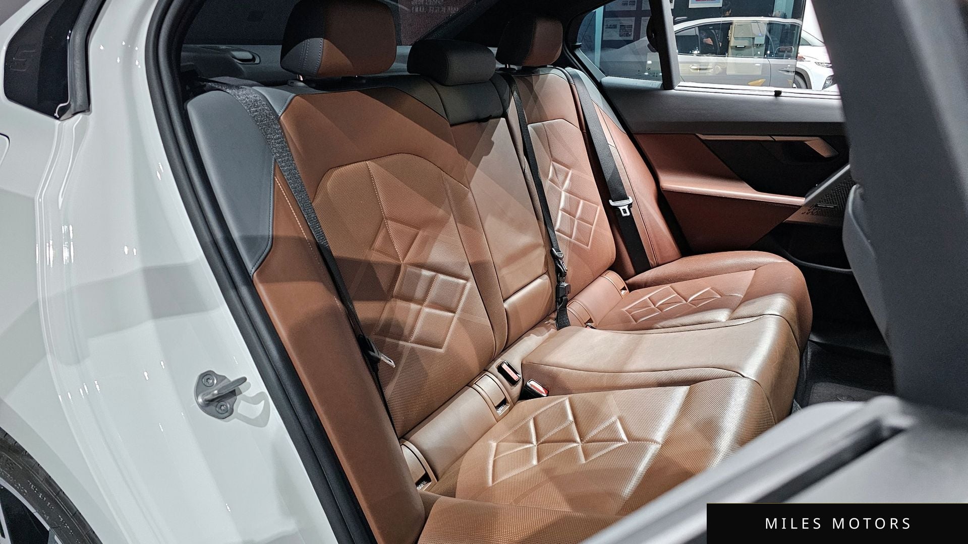 BMW 5시리즈 (G60) 2024 — миниатюра 12
