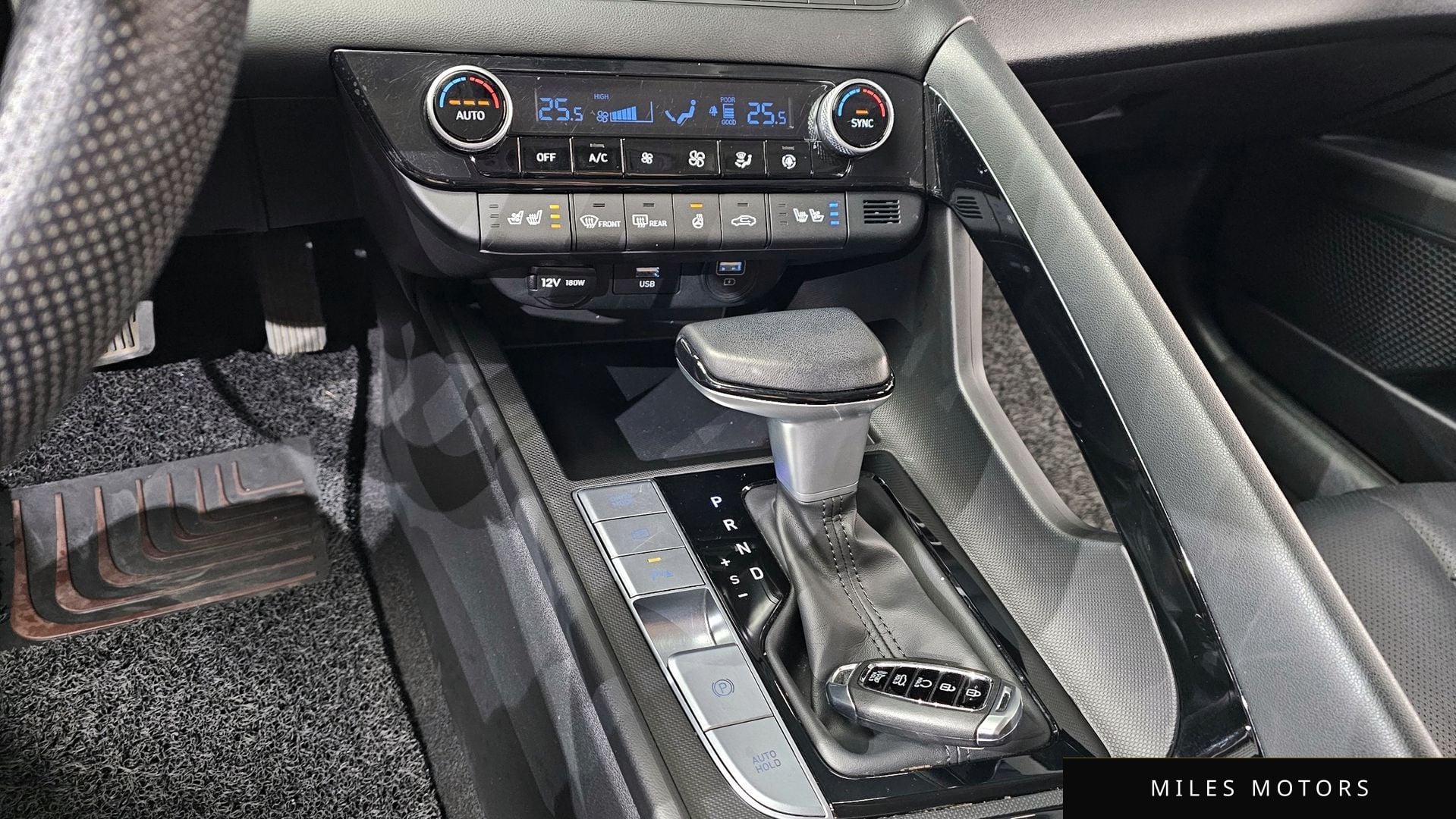 Hyundai AVANTE 2023 — миниатюра 9