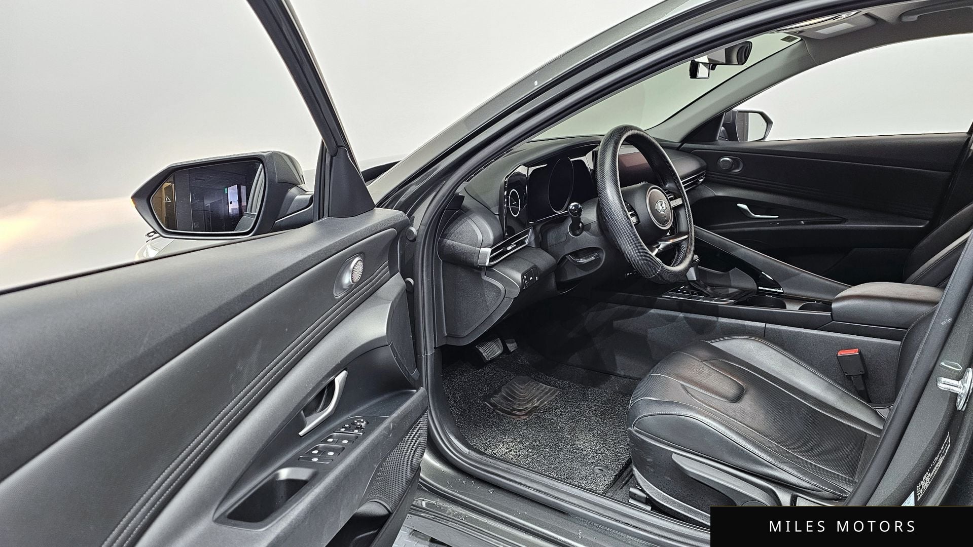 Hyundai AVANTE 2023 — миниатюра 11