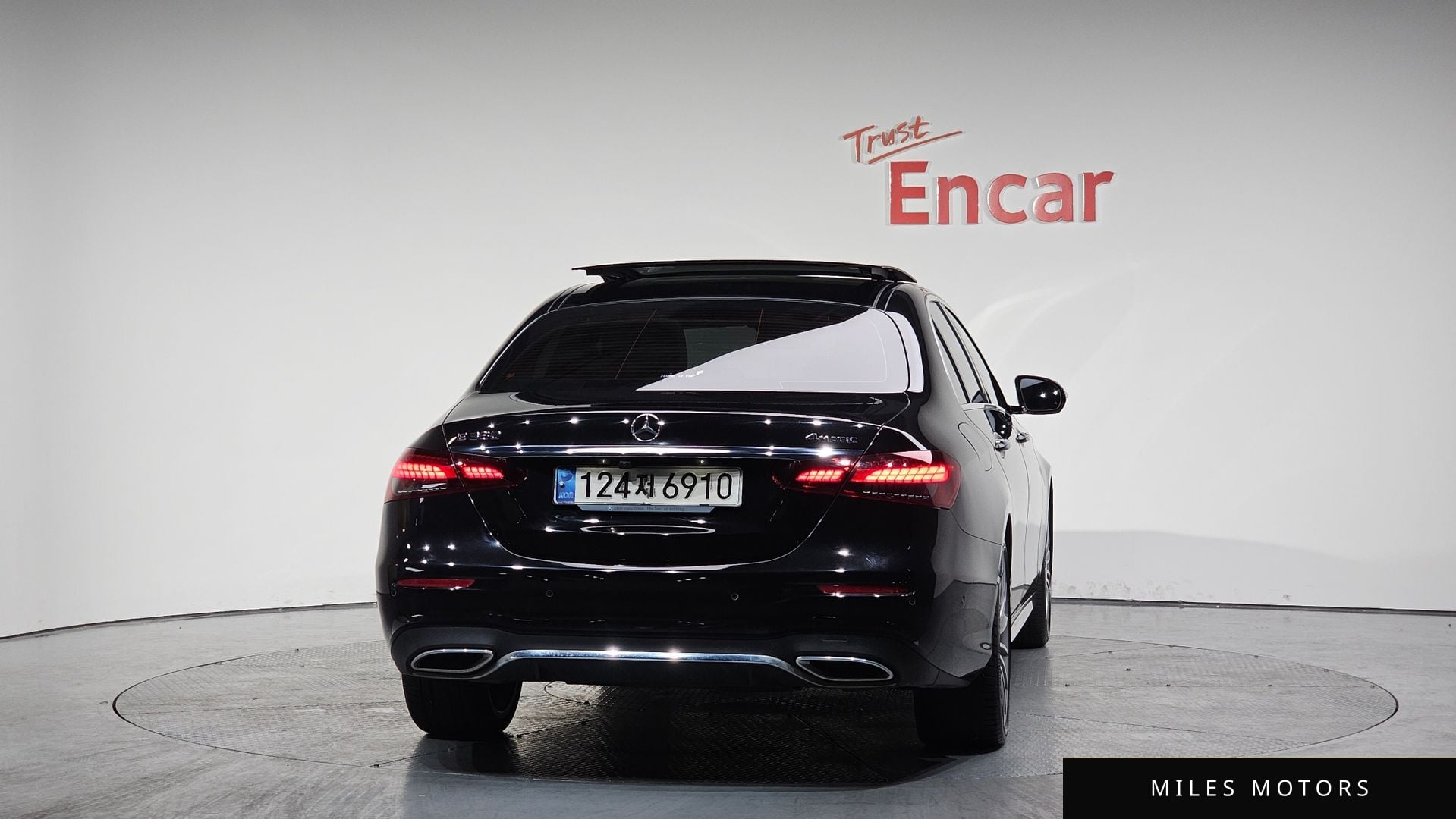 Mercedes-Benz E-Class W213 2021 — миниатюра 4