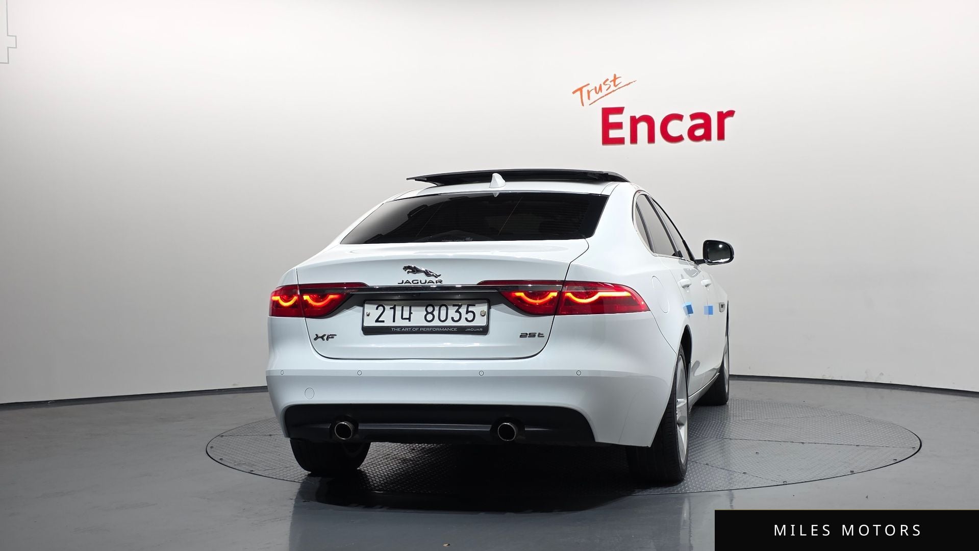 Jaguar XF (X260) 2018 — миниатюра 4