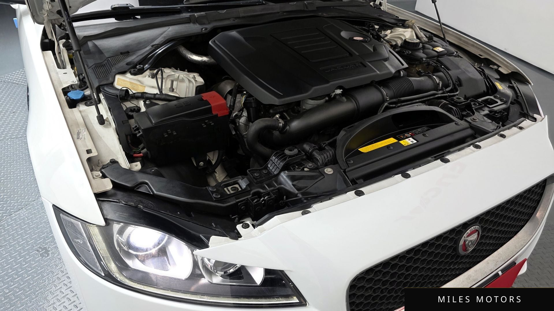 Jaguar XF (X260) 2018 — миниатюра 6
