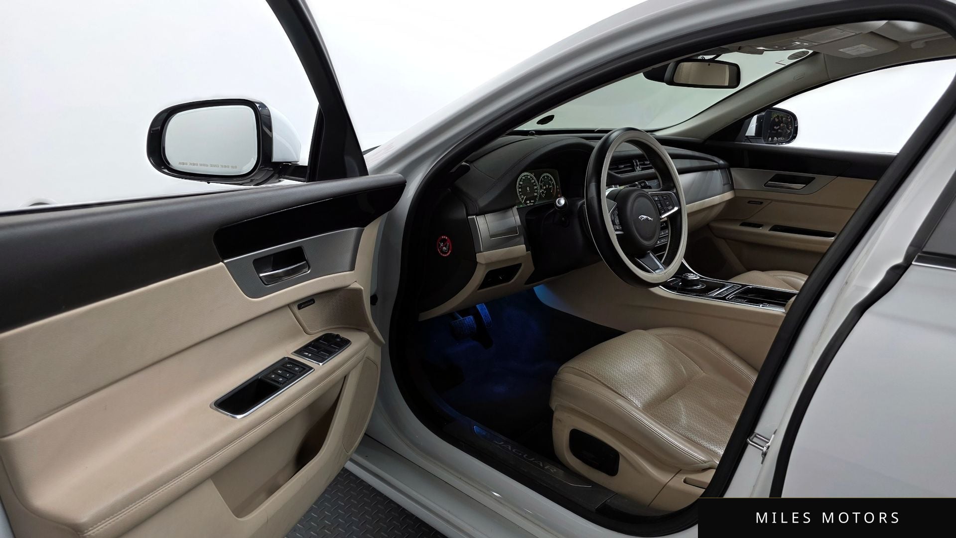 Jaguar XF (X260) 2018 — миниатюра 10