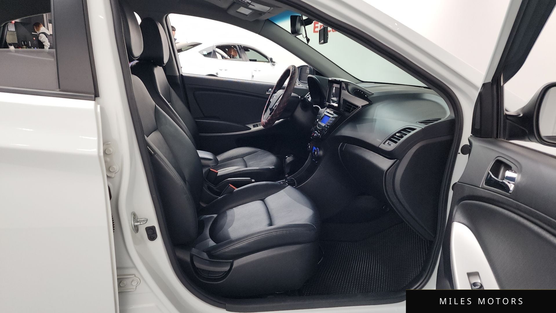 Hyundai Accent 2015 — миниатюра 11