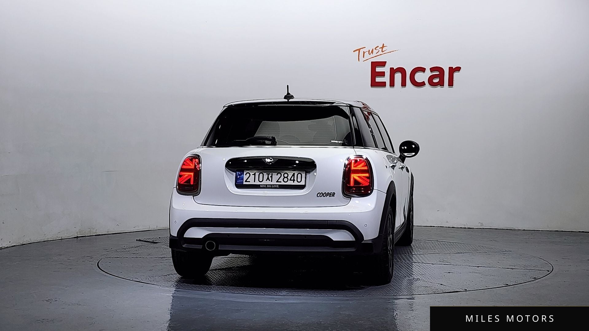MINI 쿠퍼 2024 — миниатюра 4