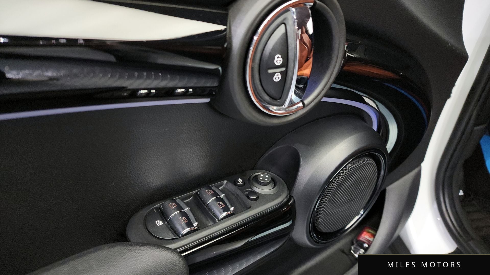 MINI 쿠퍼 2024 — миниатюра 13