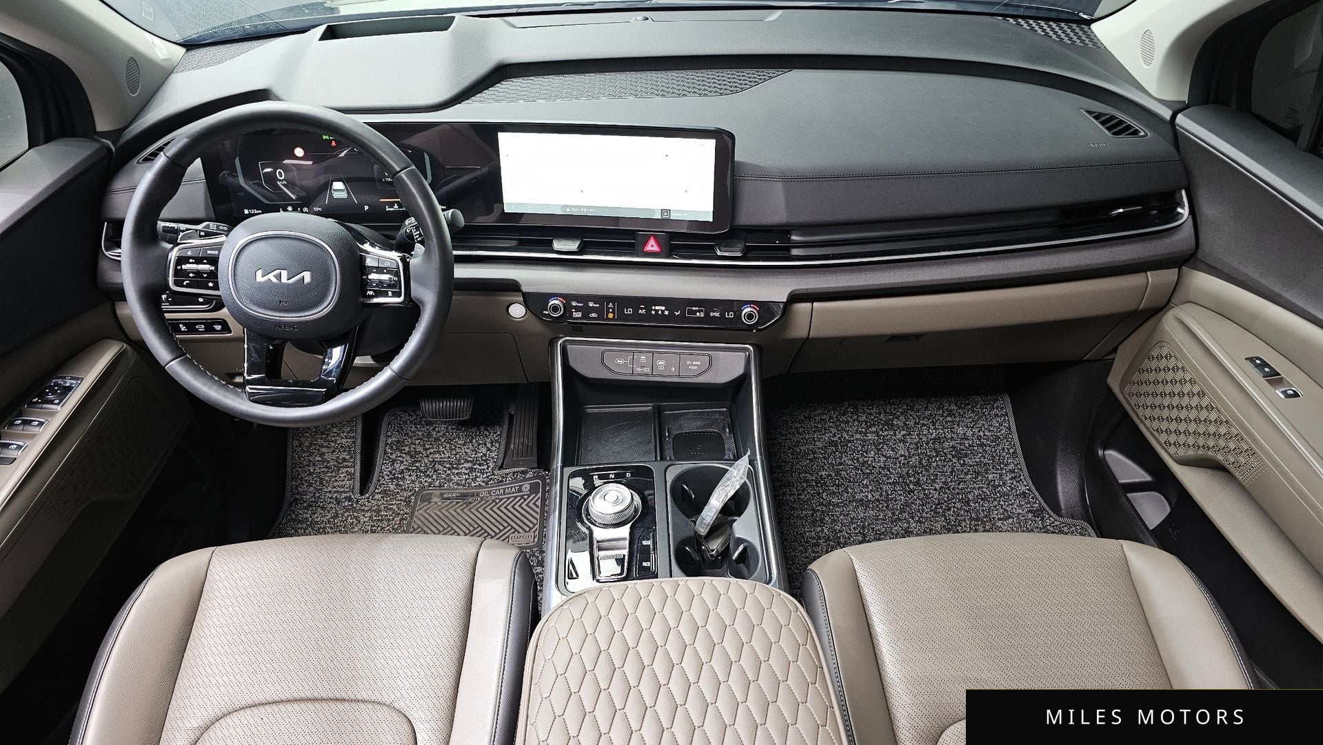Kia Canival 2025 — миниатюра 7