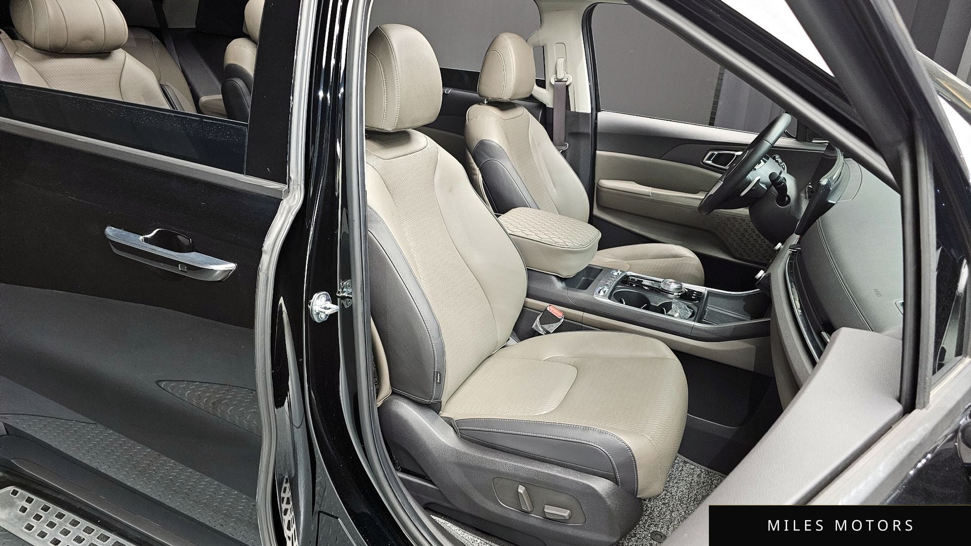 Kia Canival 2025 — миниатюра 12