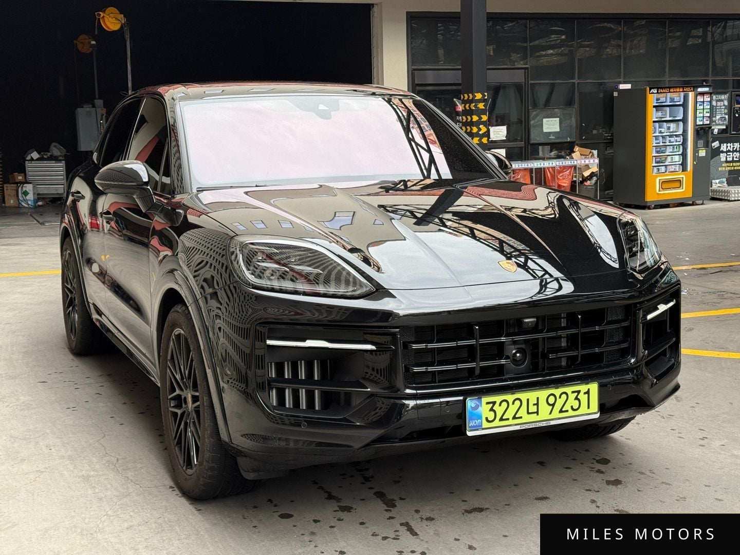 Porsche Cayenne 2025 — миниатюра 3