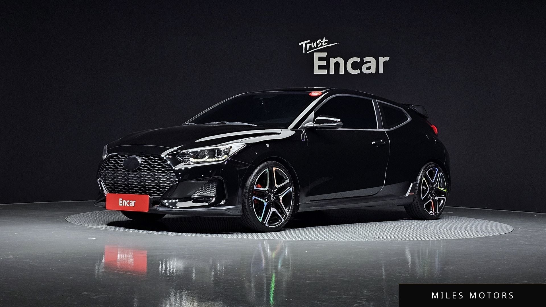 Hyundai Veloster 2018 — фото 1 из 12